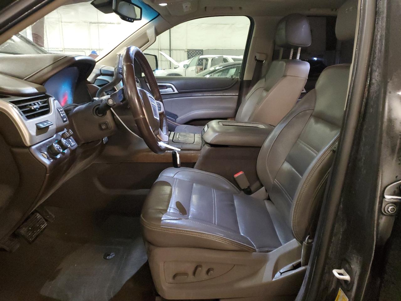 2018 GMC Yukon - Image 7