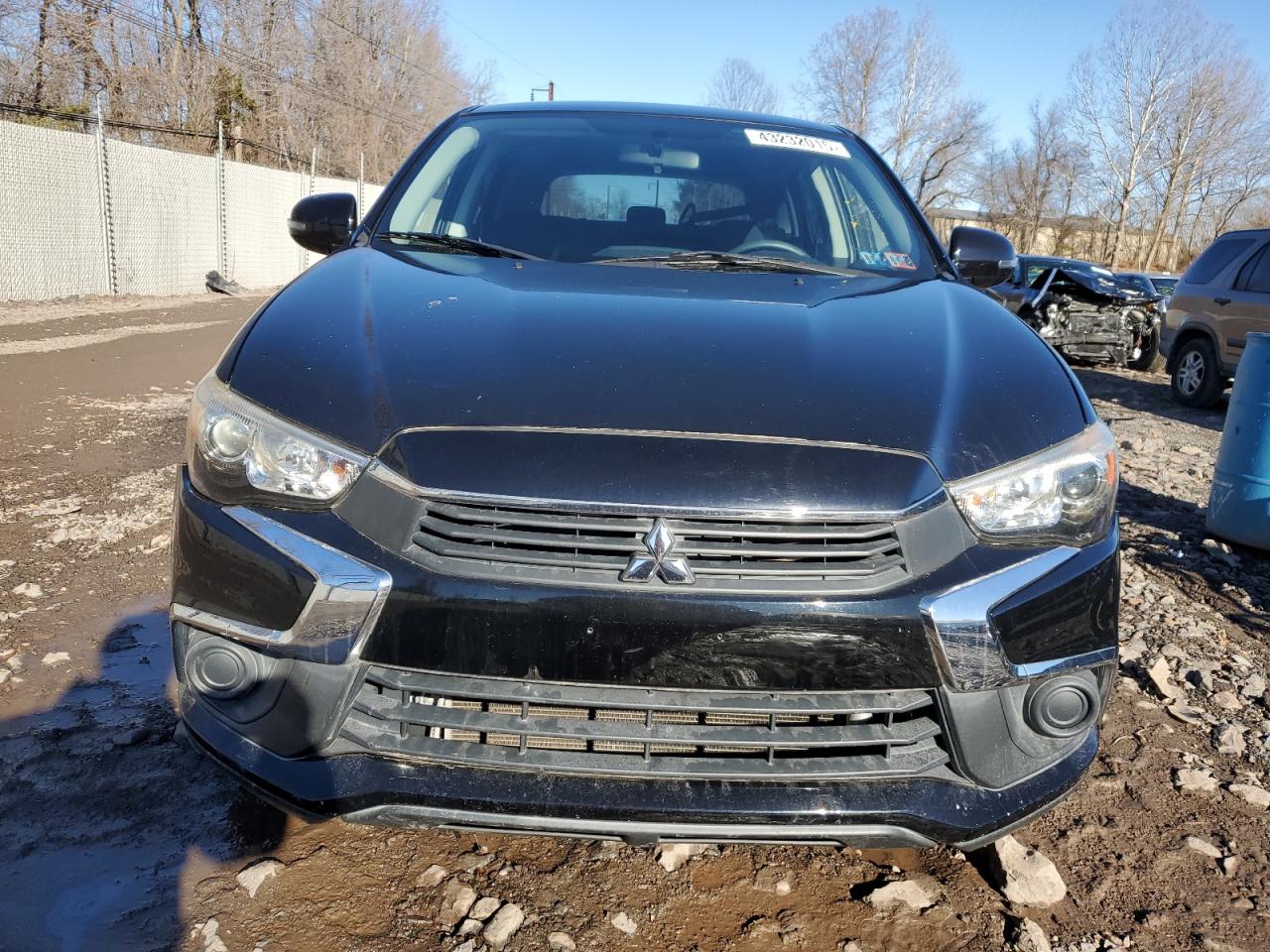 2016 Mitsubishi Outlander - Image 5