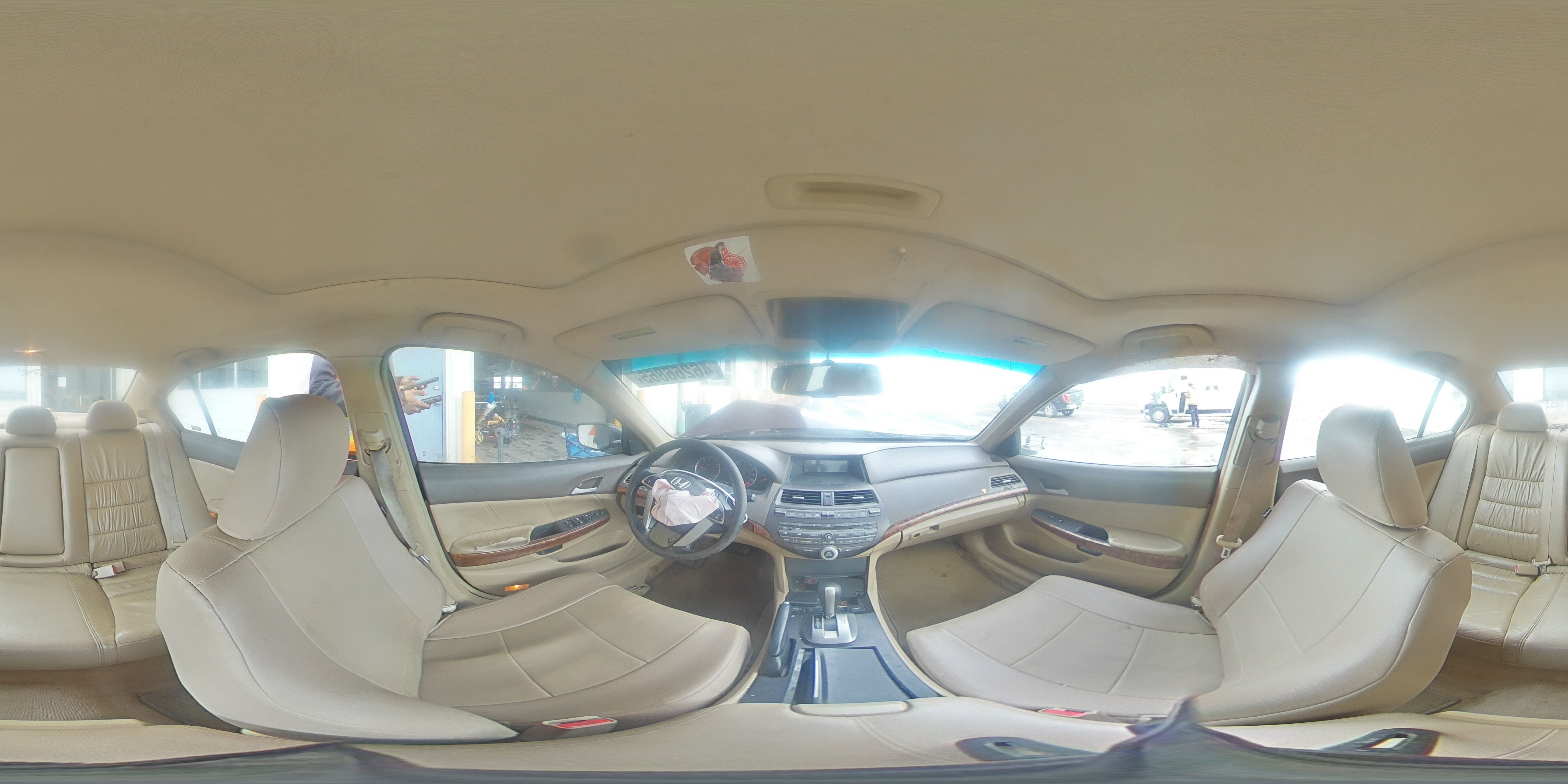 2009 Honda Accord - Image 12
