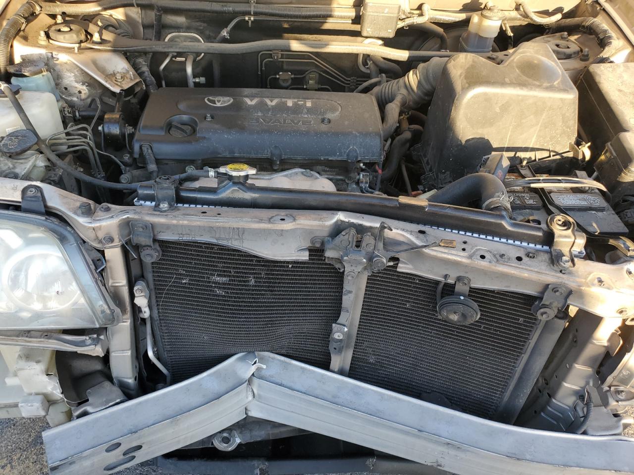 2004 Toyota Highlander - Image 12
