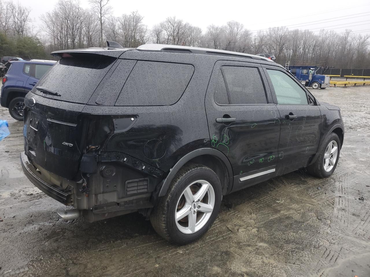 2016 Ford Explorer - Image 3