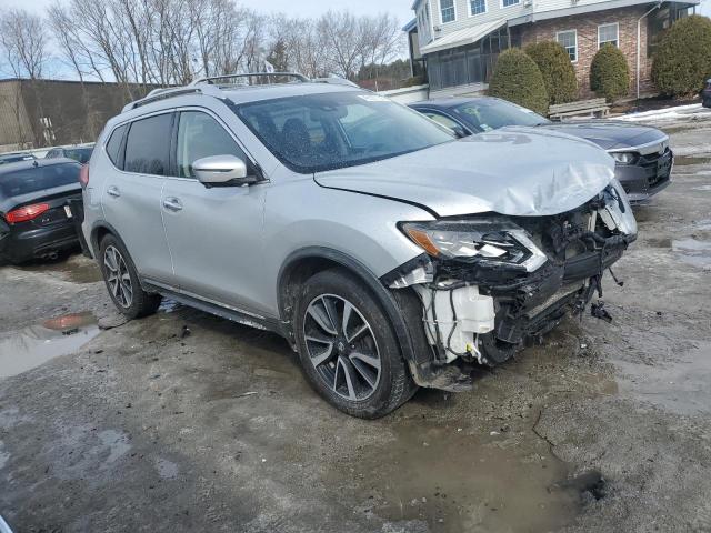  NISSAN ROGUE 2017 Srebrny