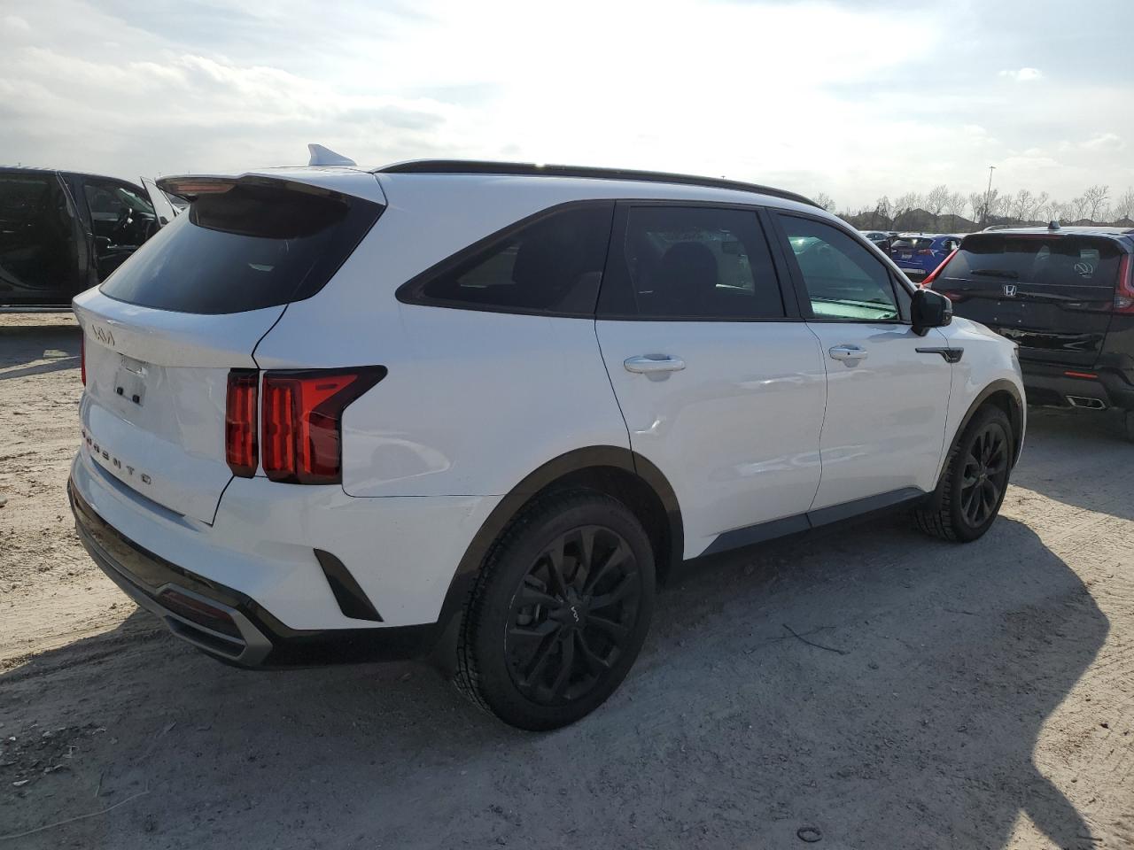 2022 Kia Sorento - Image 3