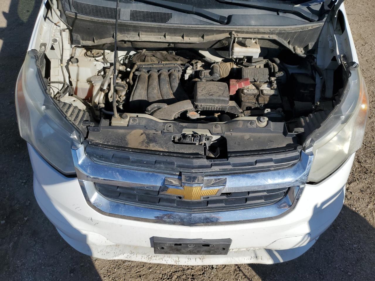 2015 Chevrolet Express - Image 12