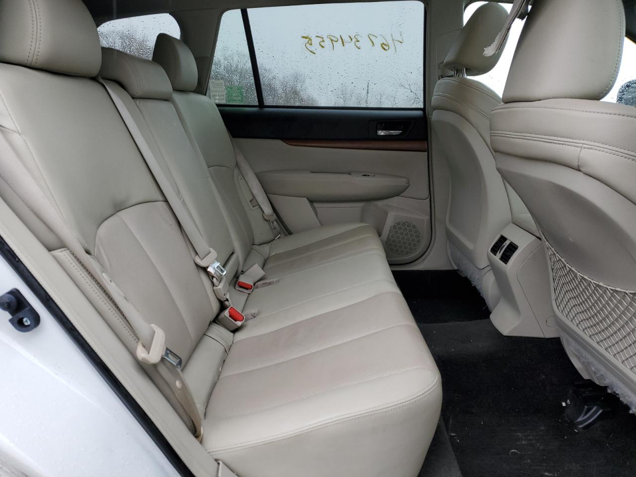 2014 Subaru Outback - Image 11