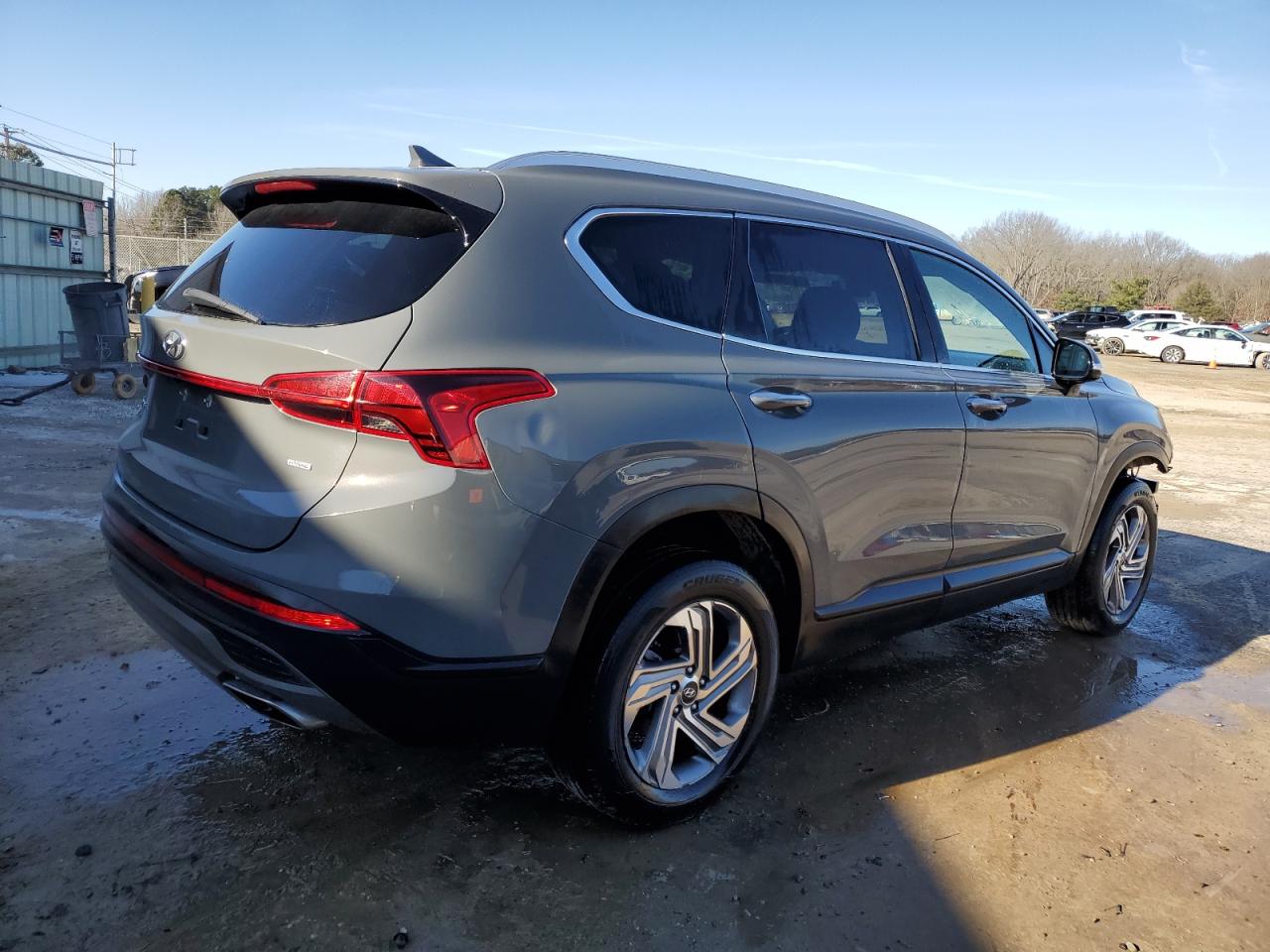 2023 Hyundai Santa Fe - Image 3