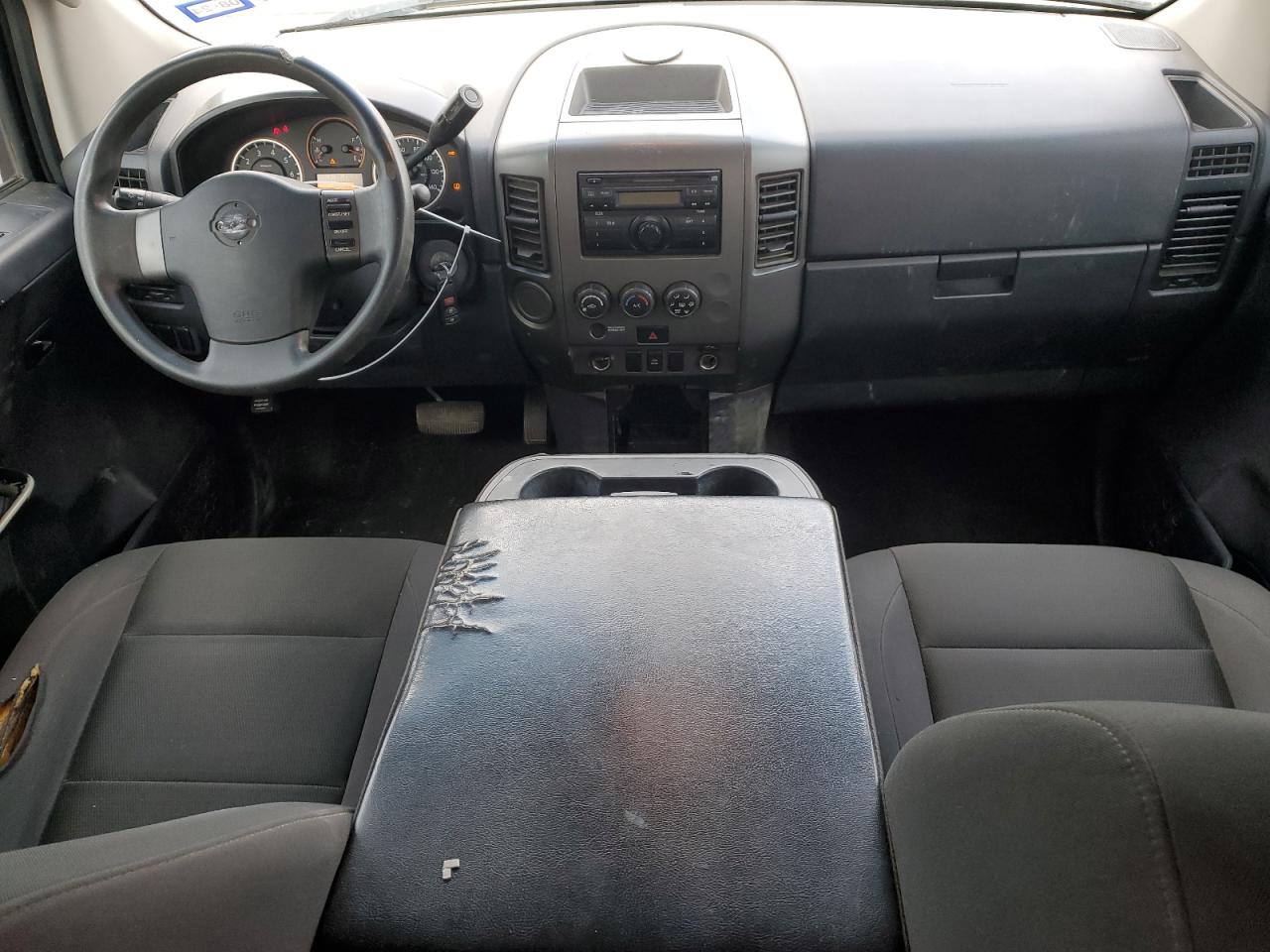 2008 Nissan Titan - Image 8