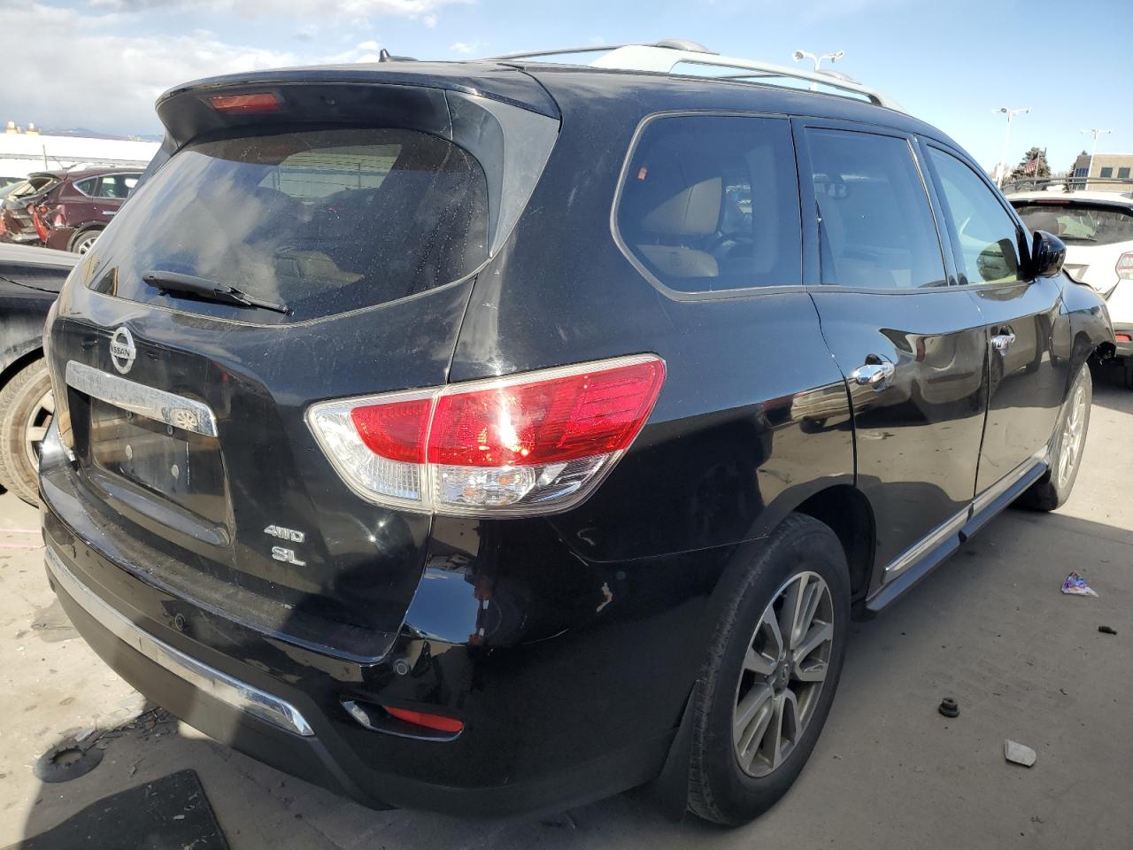 2013 Nissan Pathfinder - Image 3