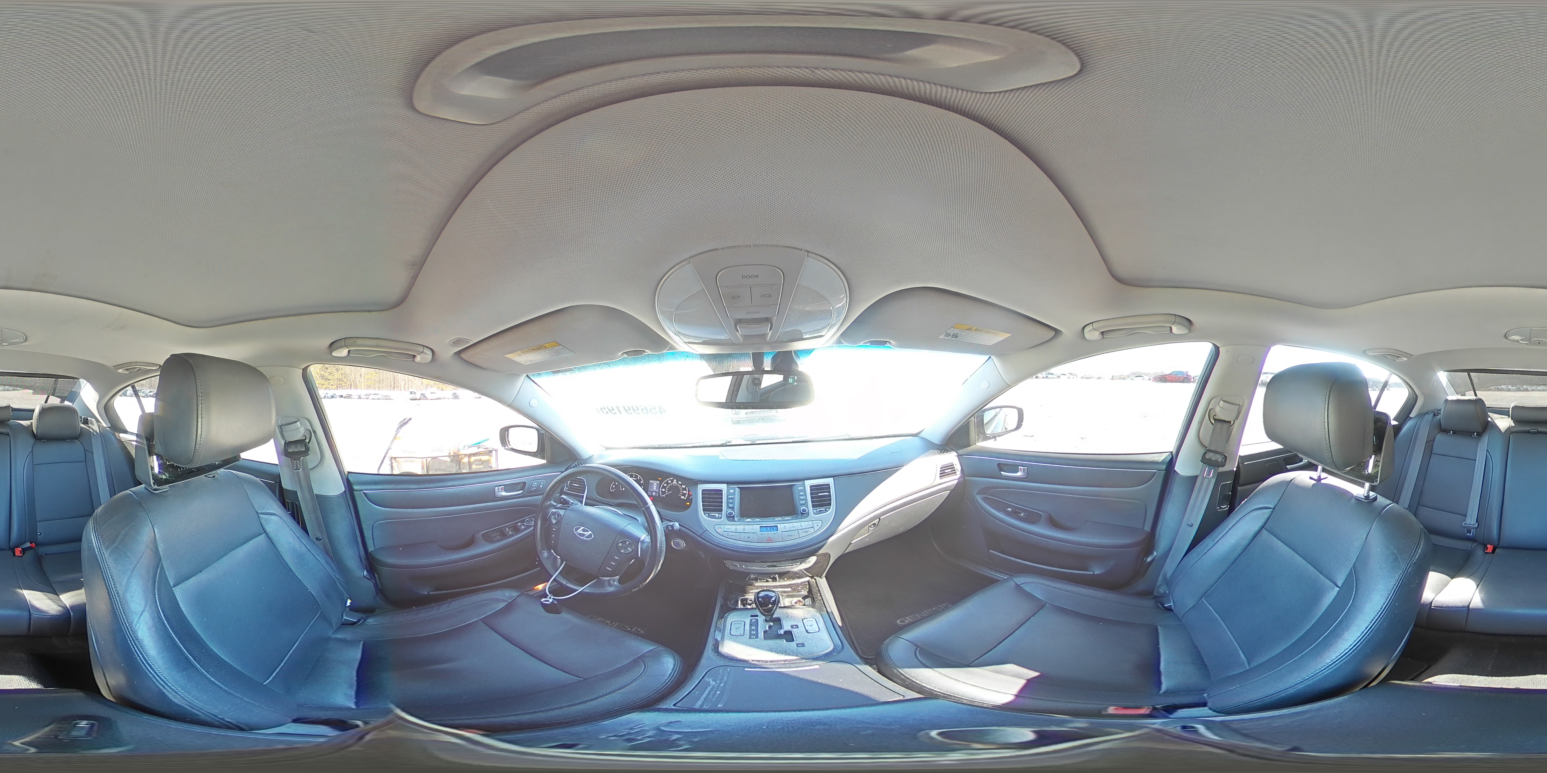 2012 Hyundai Genesis - Image 12