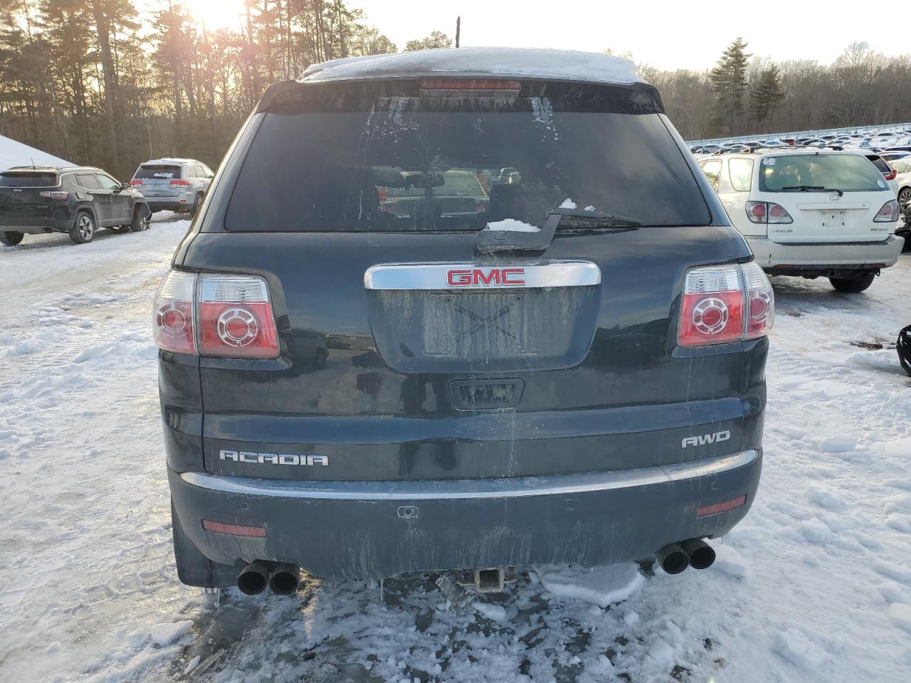 2011 GMC Acadia - Image 6