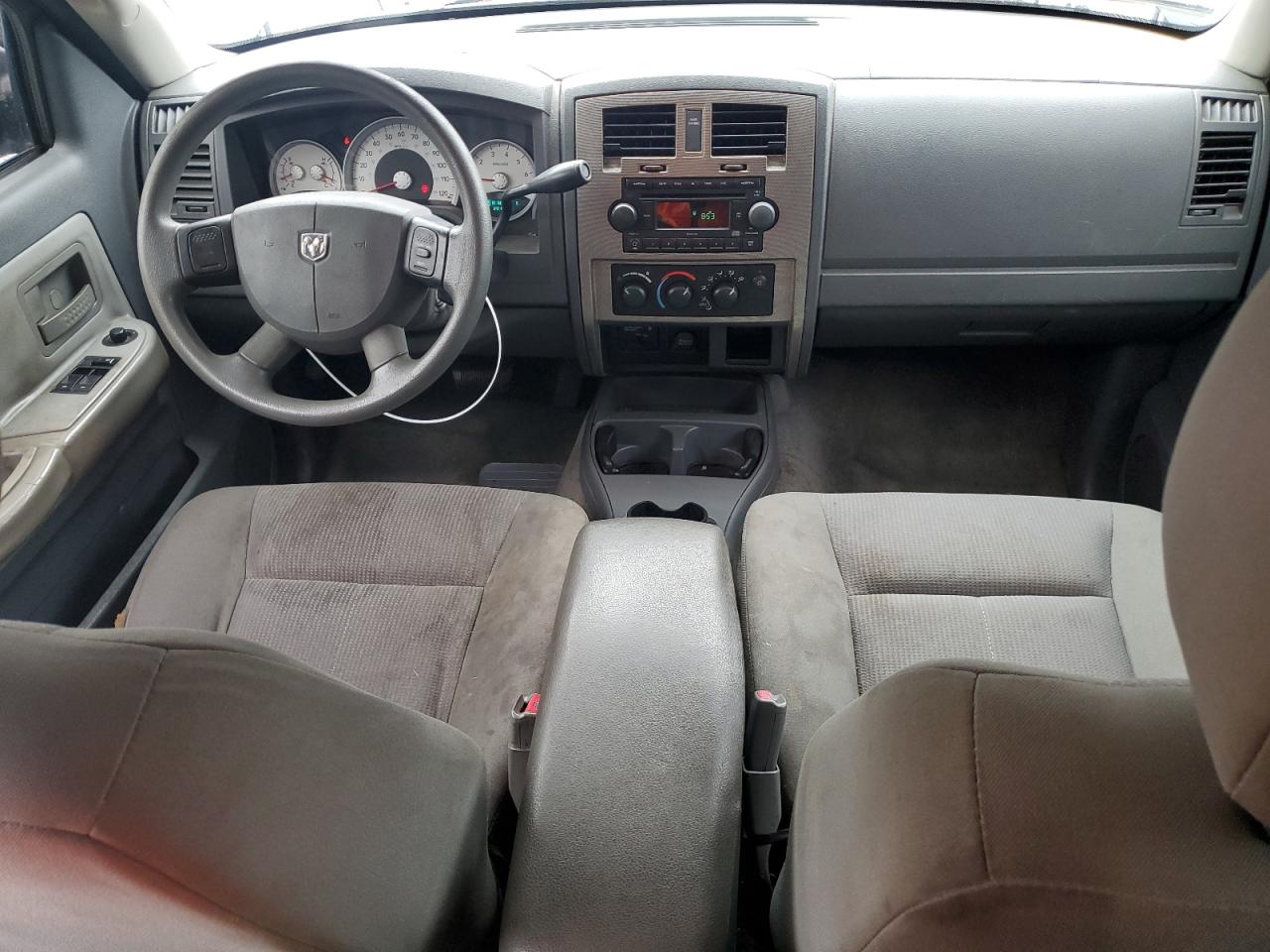 2006 Dodge Dakota - Image 8