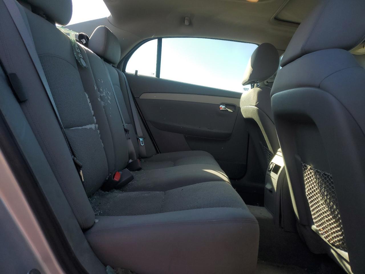 2010 Chevrolet Malibu - Image 10