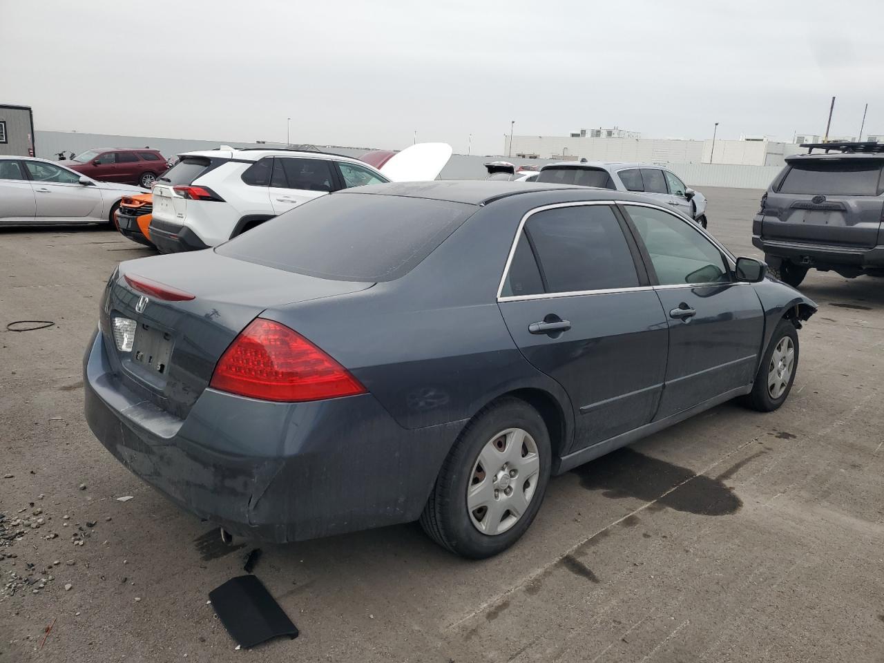 2007 Honda Accord - Image 3