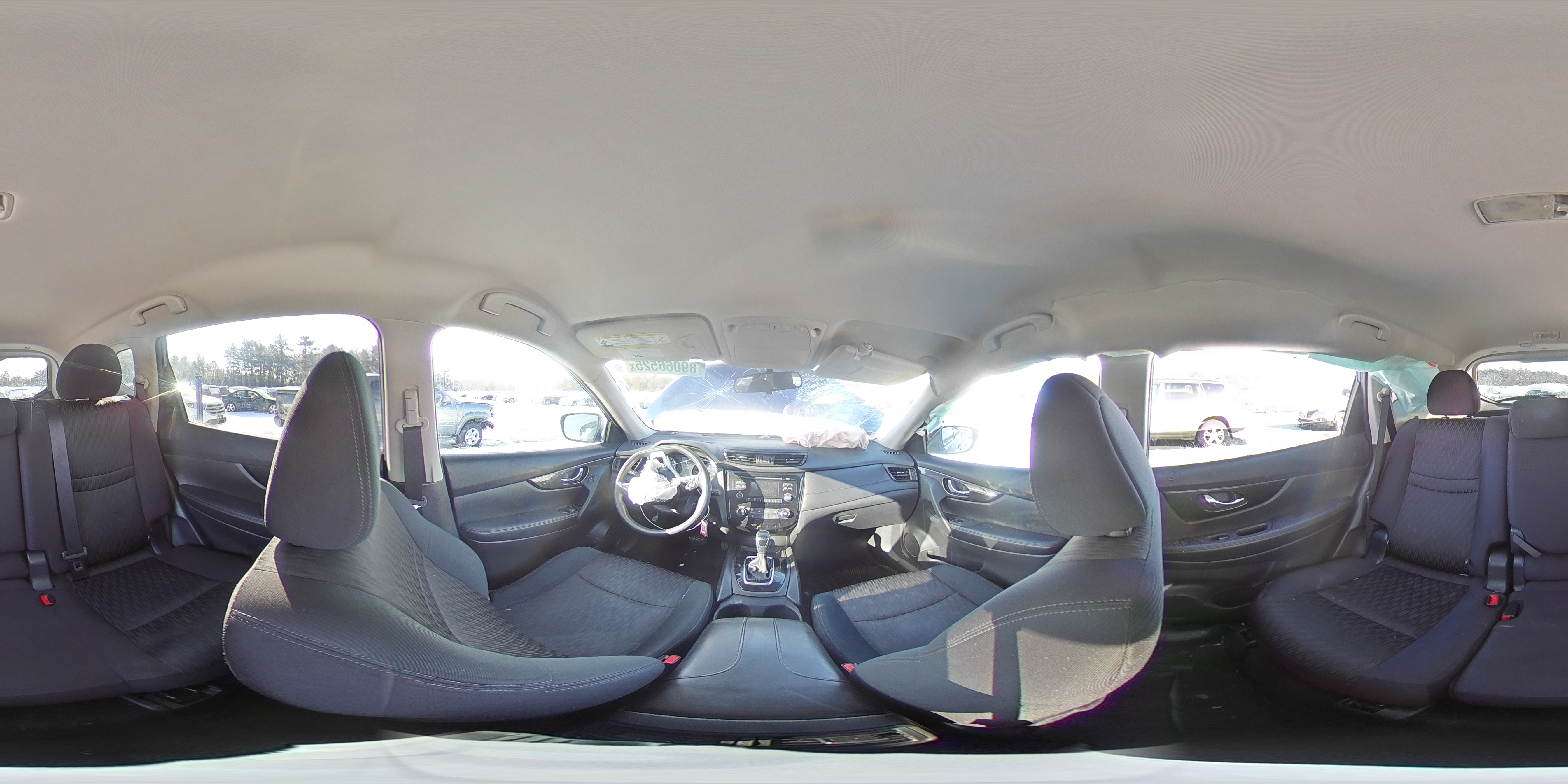 2017 Nissan Rogue - Image 14