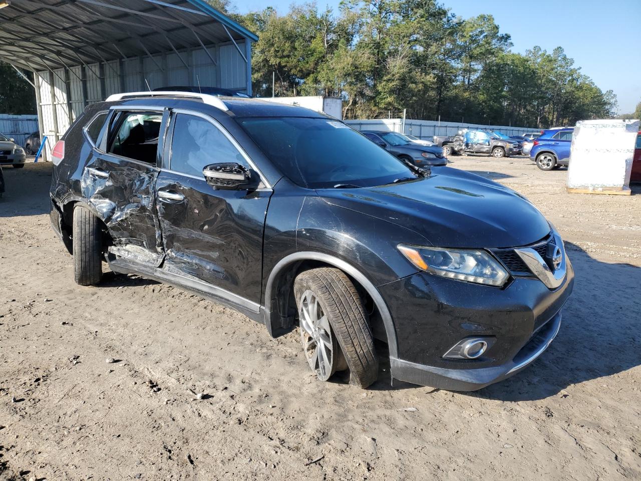 2015 Nissan Rogue - Image 4