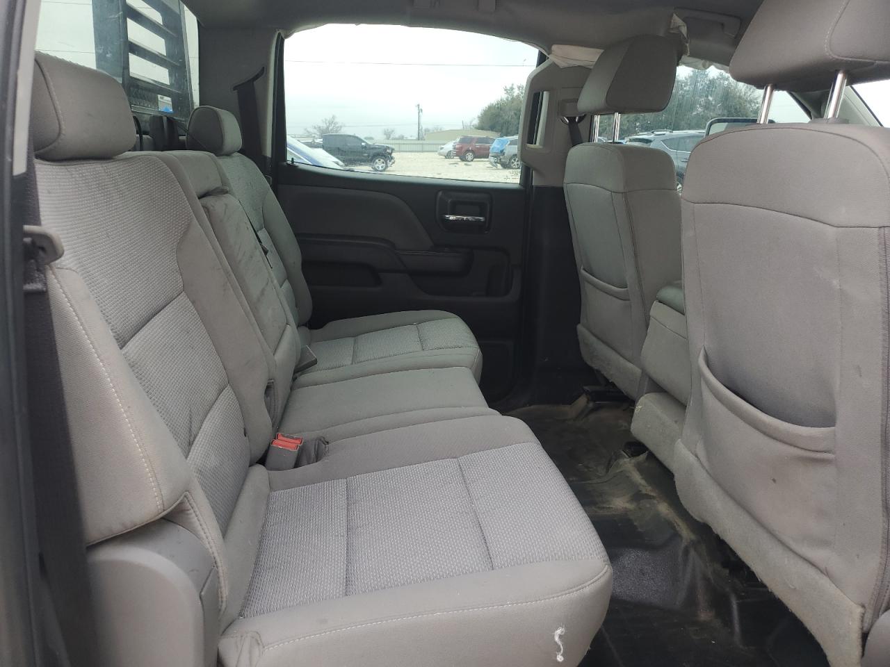 2019 Chevrolet Silverado - Image 10
