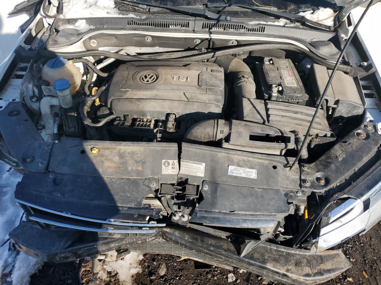 2016 Volkswagen Jetta - Image 13