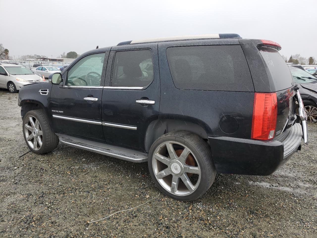 2011 Cadillac Escalade - Image 2