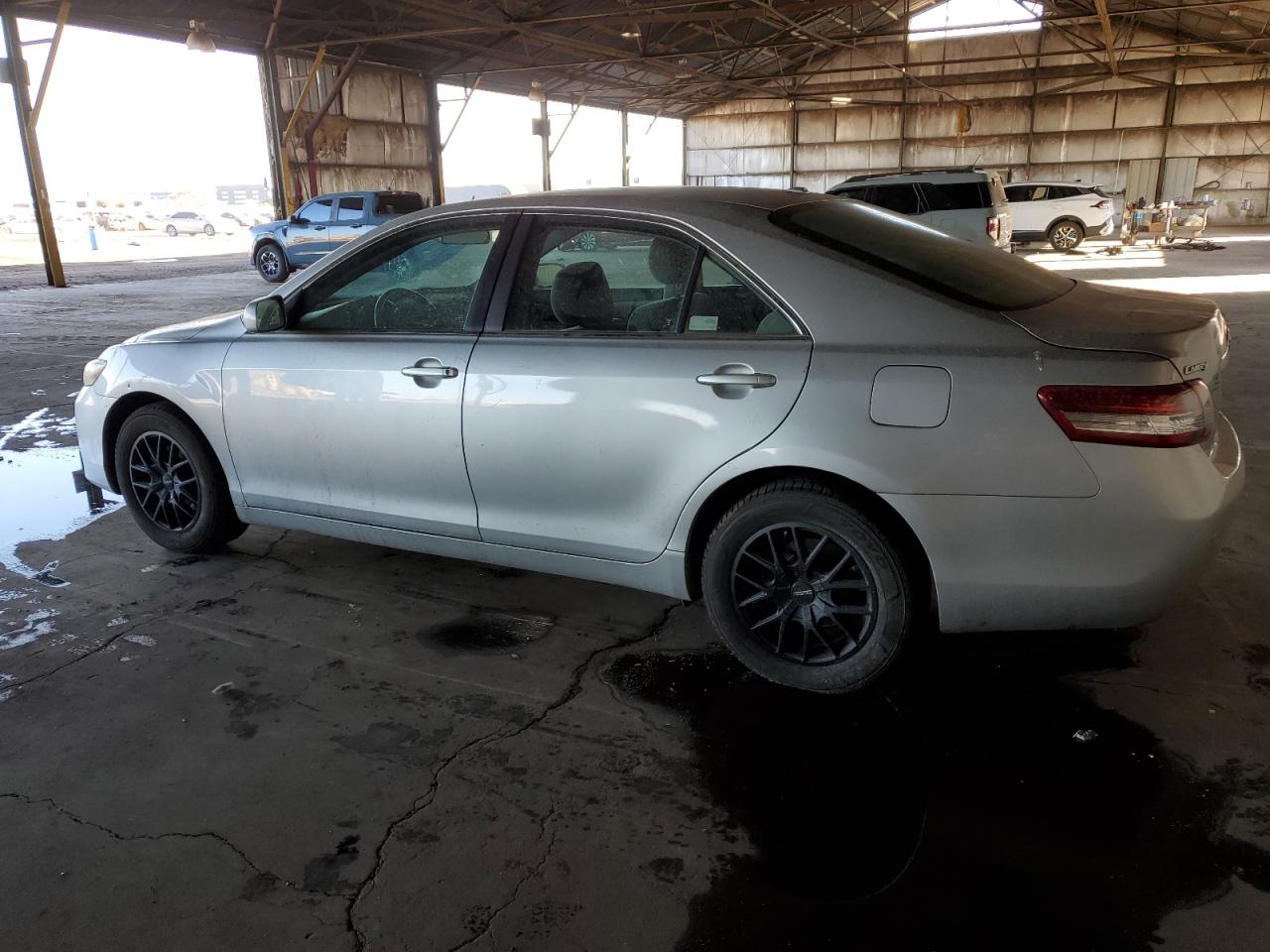 2010 Toyota Camry - Image 2