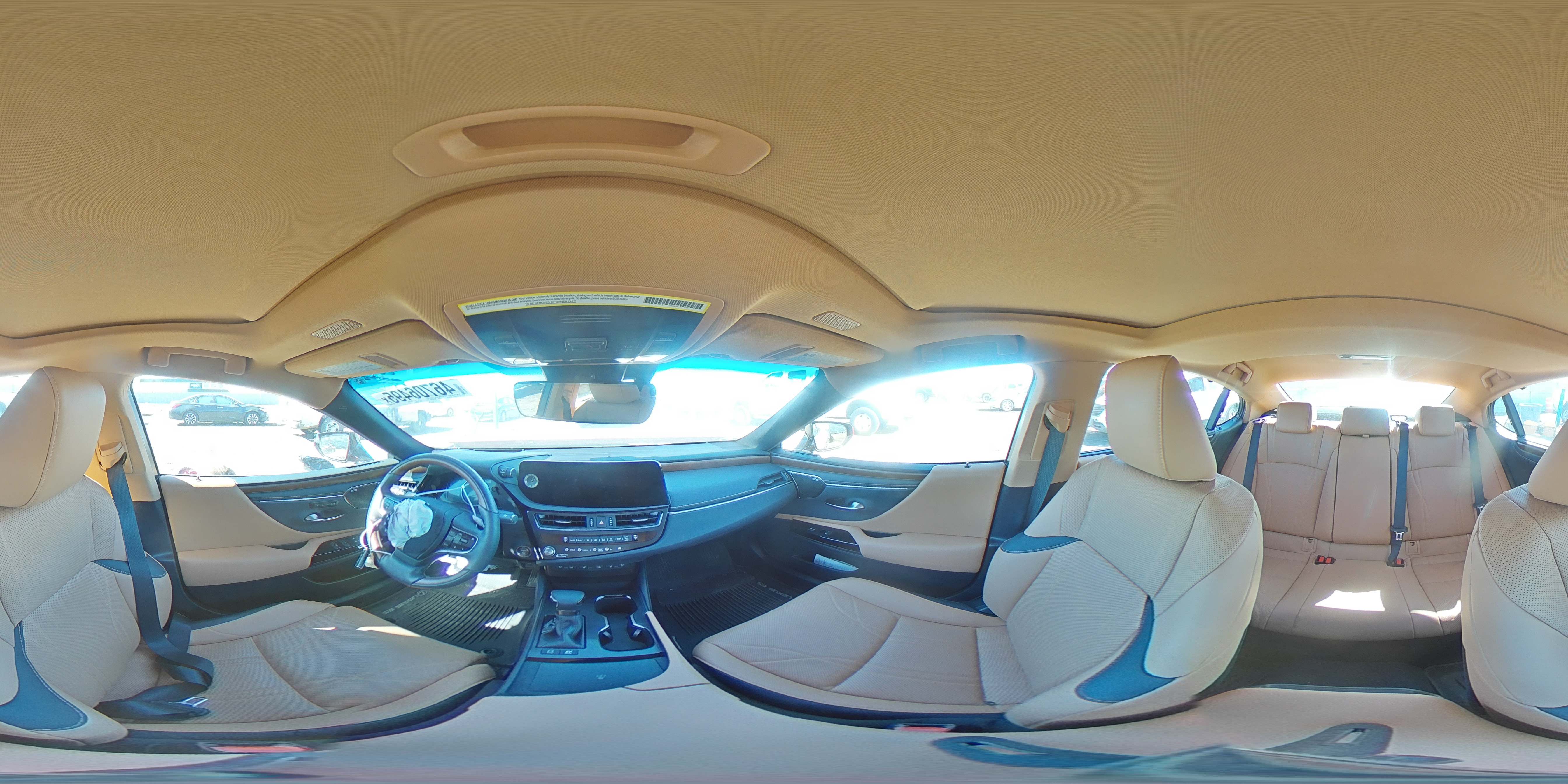 2024 Lexus ES - Image 12