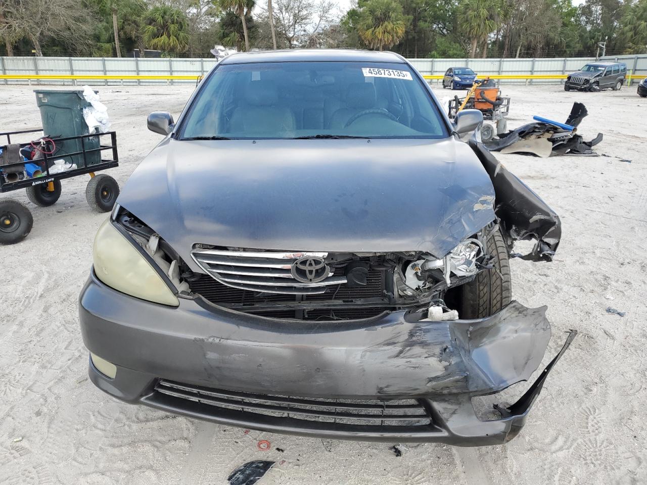 2005 Toyota Camry - Image 5