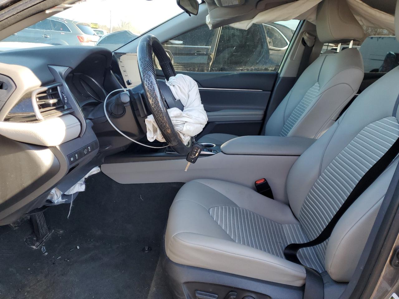 2023 Toyota Camry - Image 7