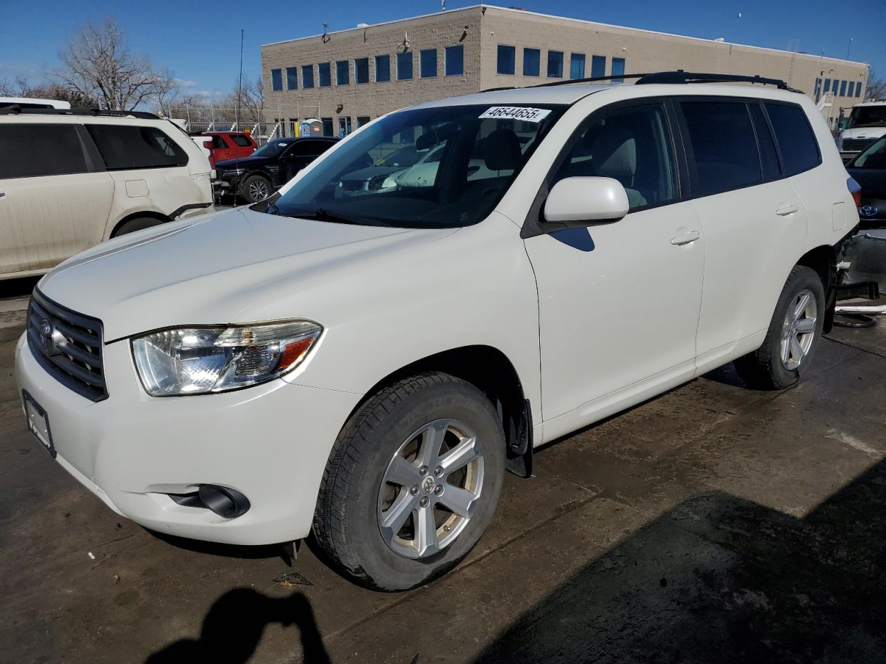 2010 Toyota Highlander - Image 1
