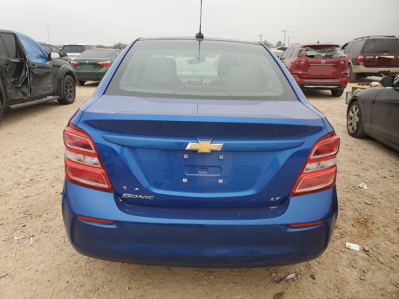 2019 Chevrolet Sonic - Image 6