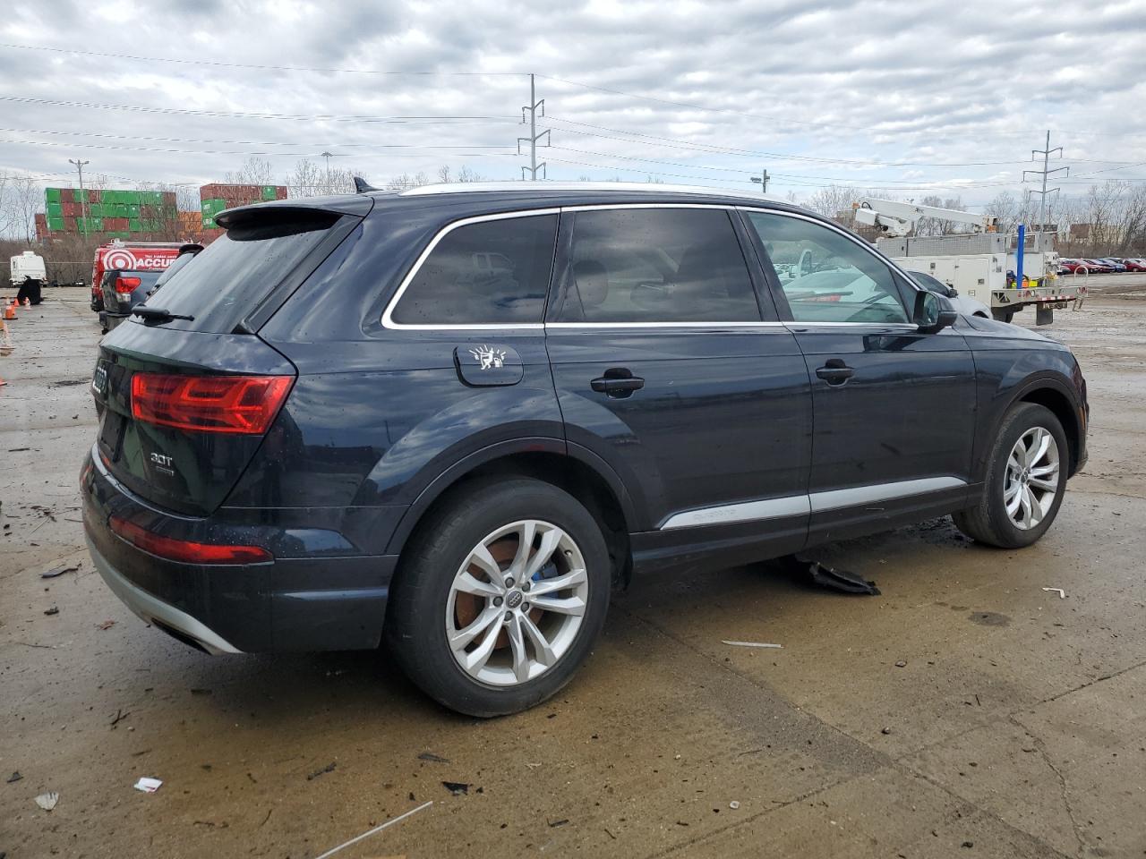 2017 Audi Q7 - Image 3