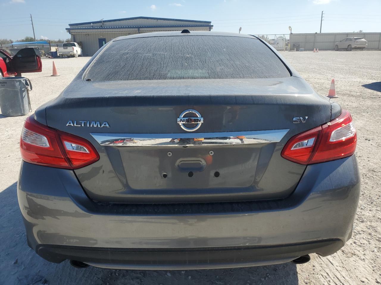 2017 Nissan Altima - Image 6