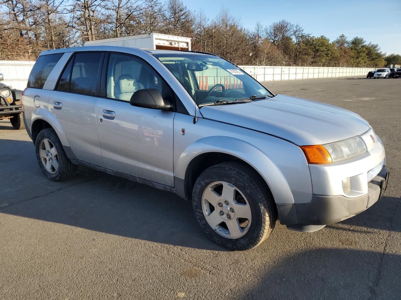 2004 Saturn VUE - Image 4