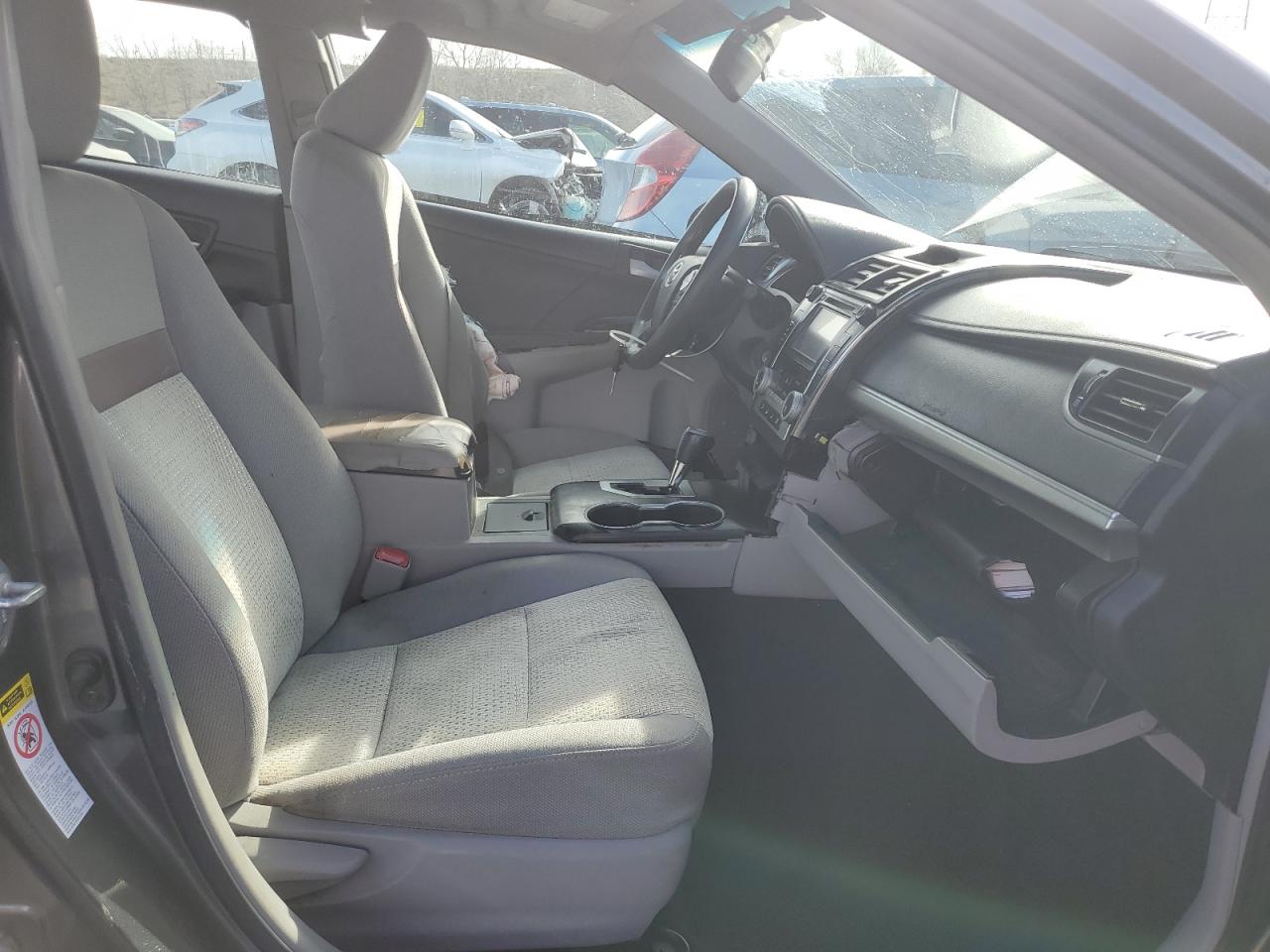 2012 Toyota Camry - Image 7