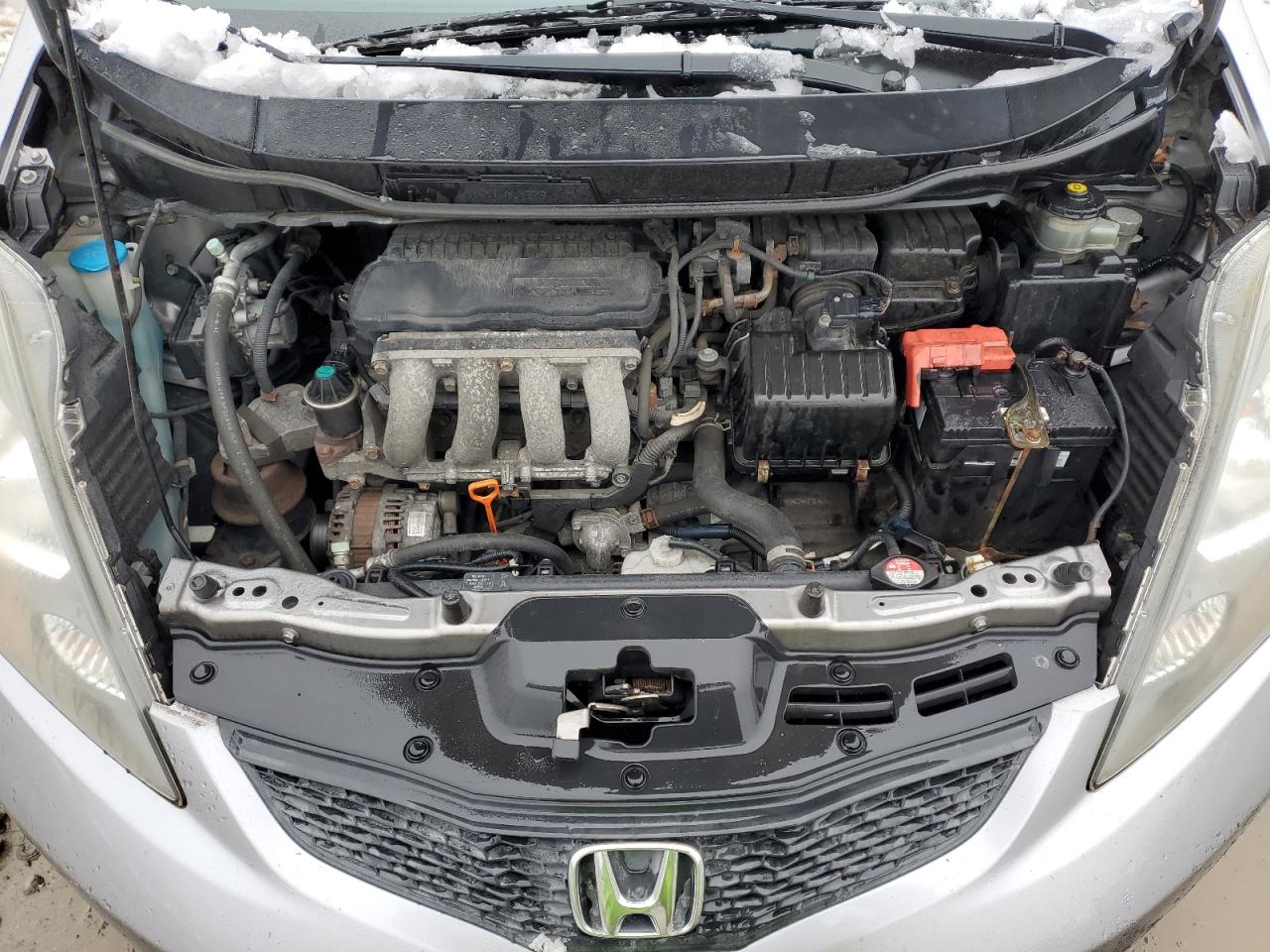 2010 Honda Fit - Image 11