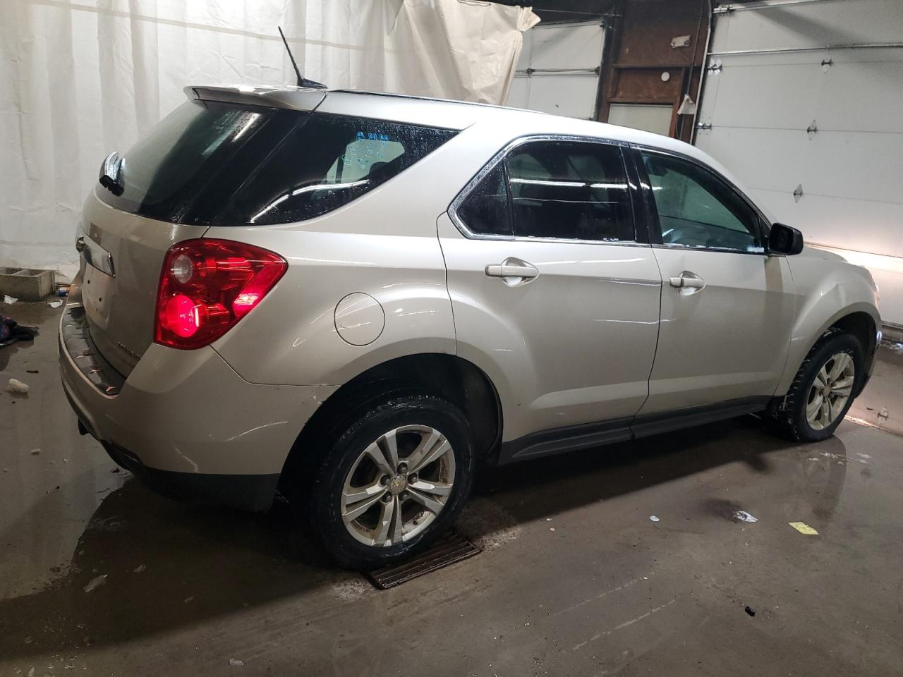 2014 Chevrolet Equinox - Image 3