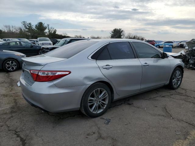 Седаны TOYOTA CAMRY 2016 Серебристый