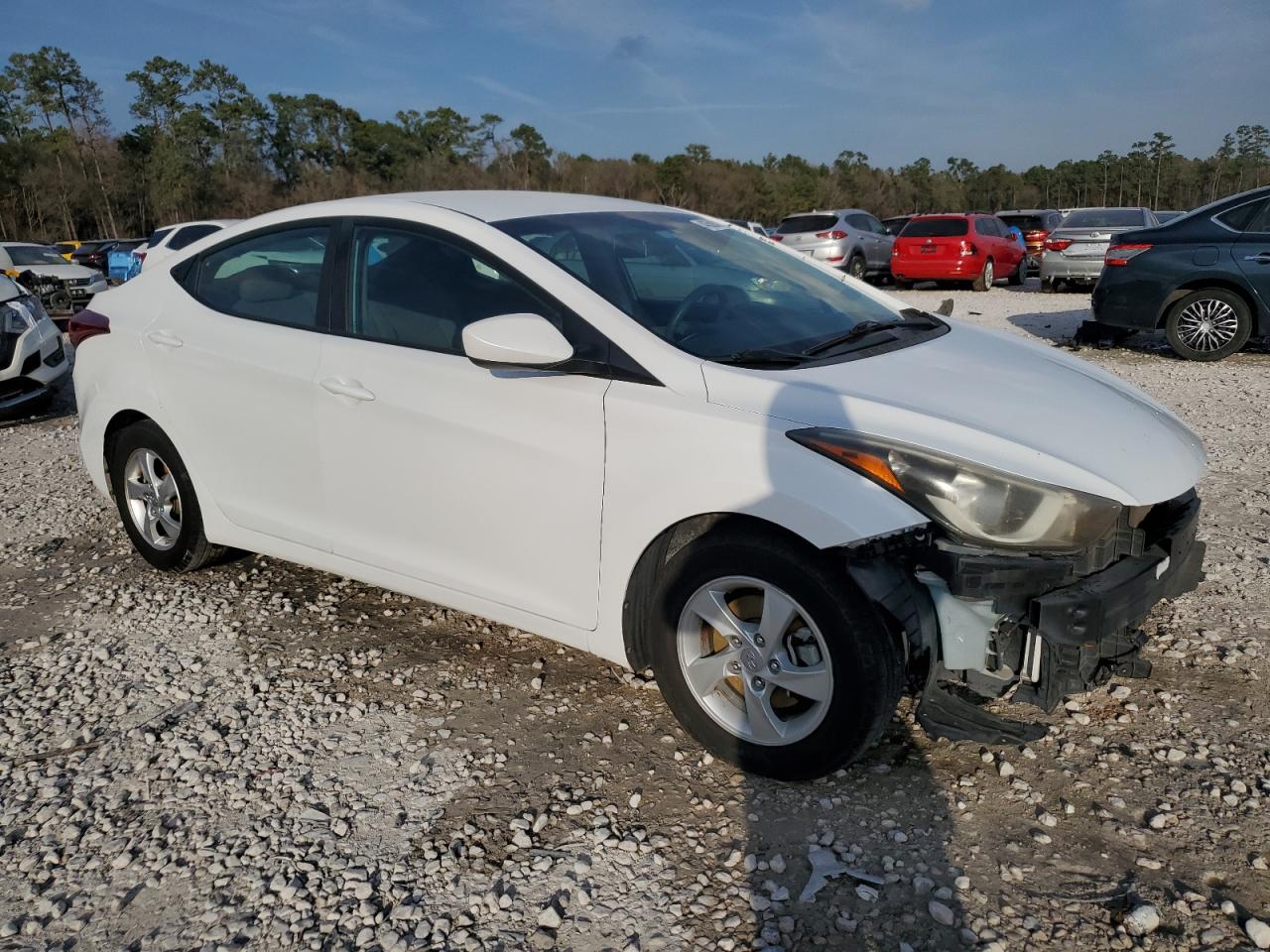 2015 Hyundai Elantra - Image 4