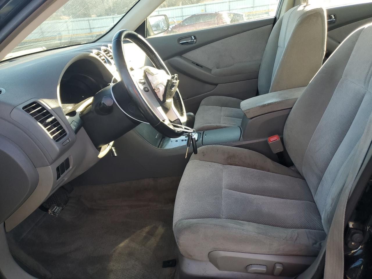 2009 Nissan Altima - Image 7
