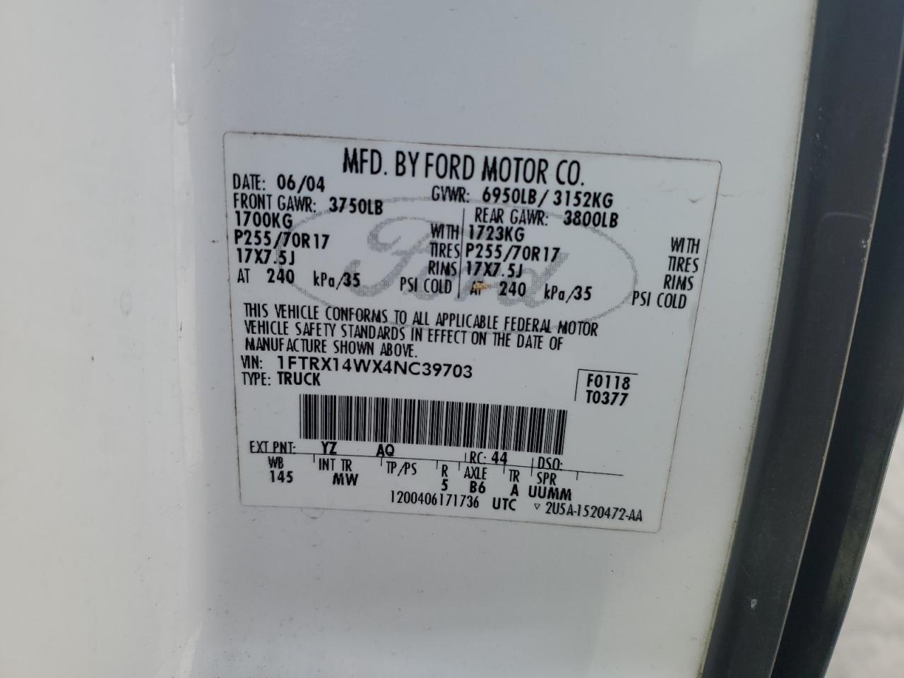 2004 Ford F-150 - Image 12