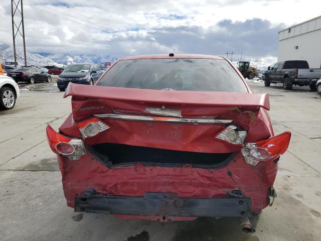  TOYOTA COROLLA 2013 Червоний
