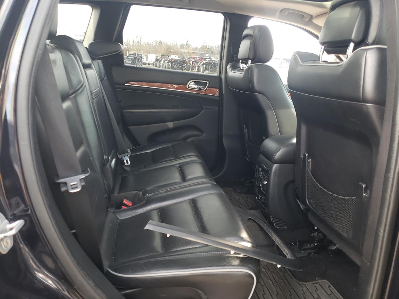 2011 Jeep Grand Cherokee - Image 10