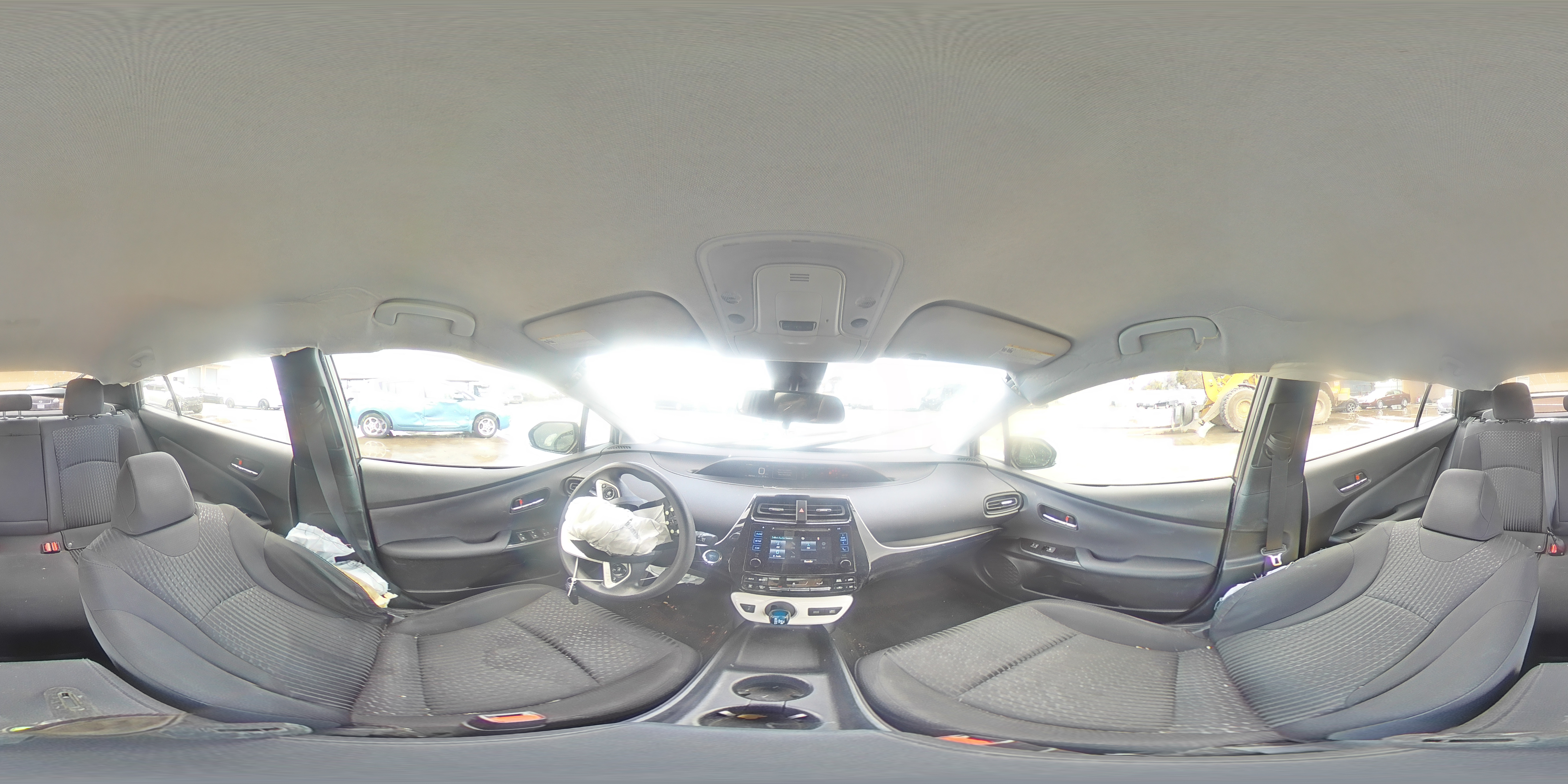 2018 Toyota Prius - Image 13