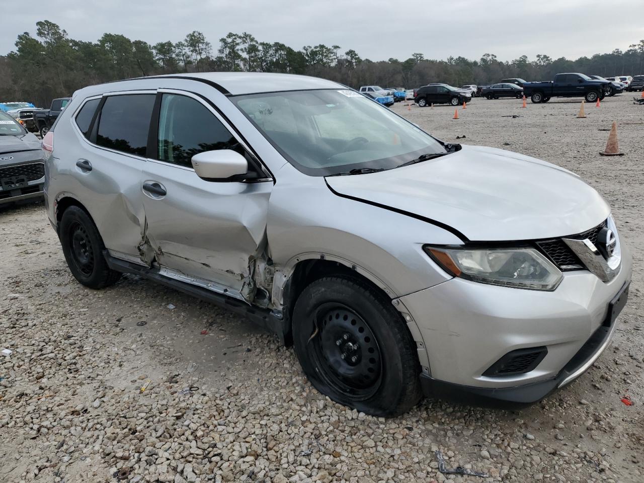 2016 Nissan Rogue - Image 4