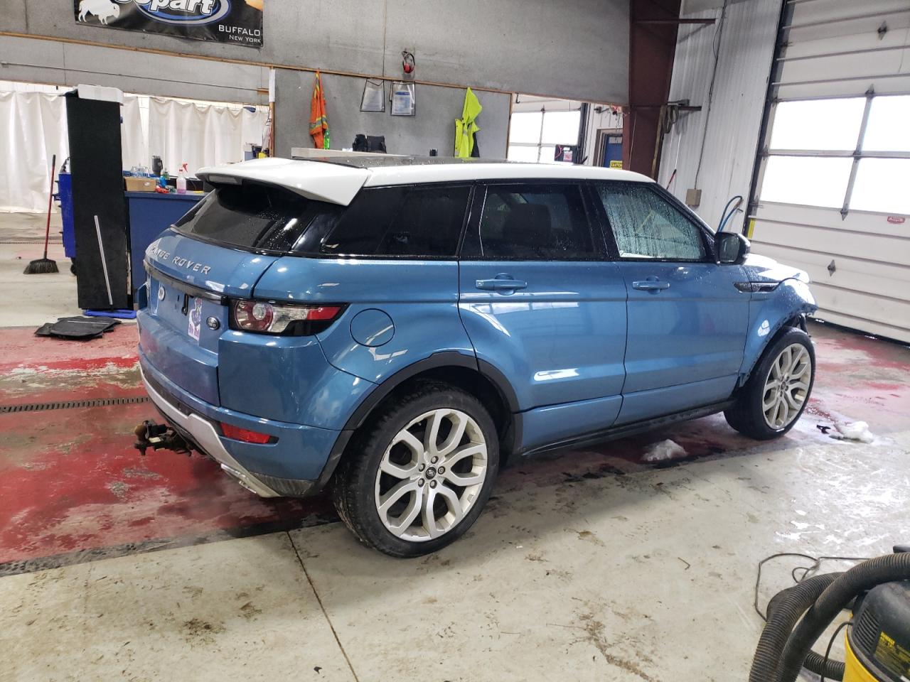 2013 Land Rover Range Rover - Image 3