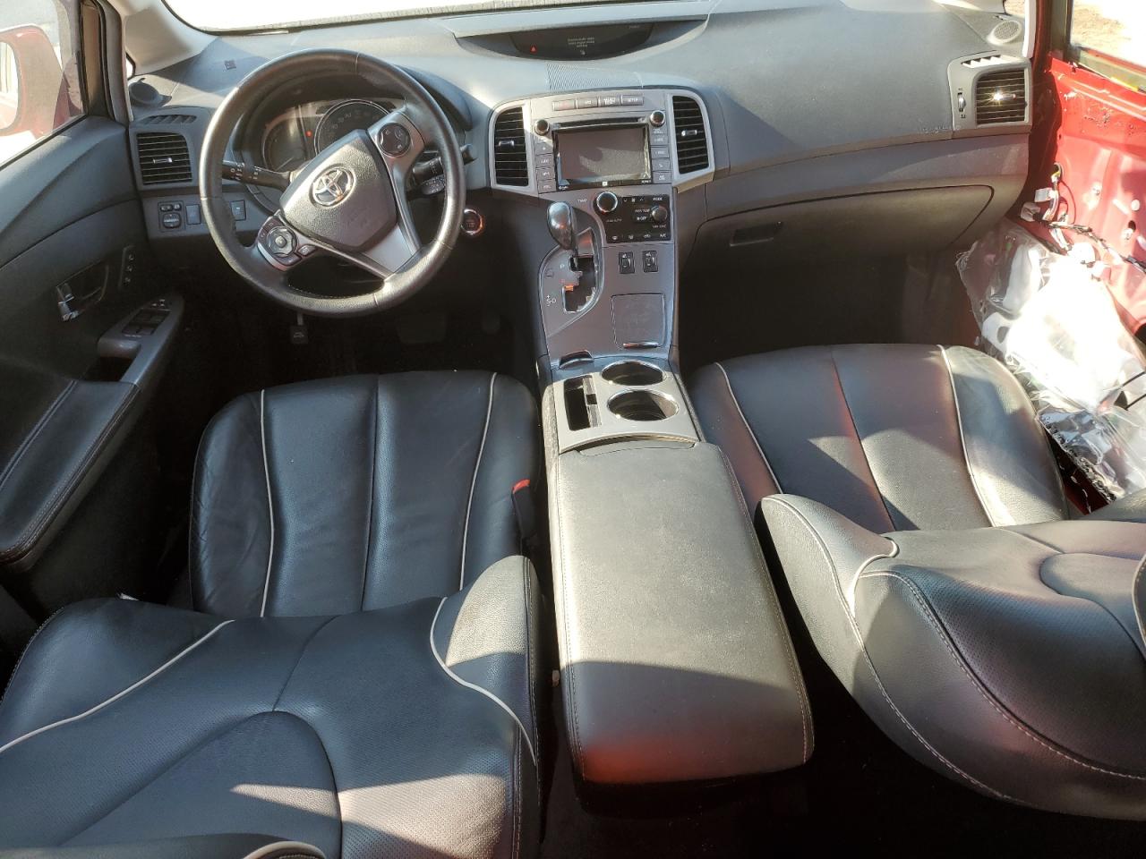 2015 Toyota Venza - Image 8