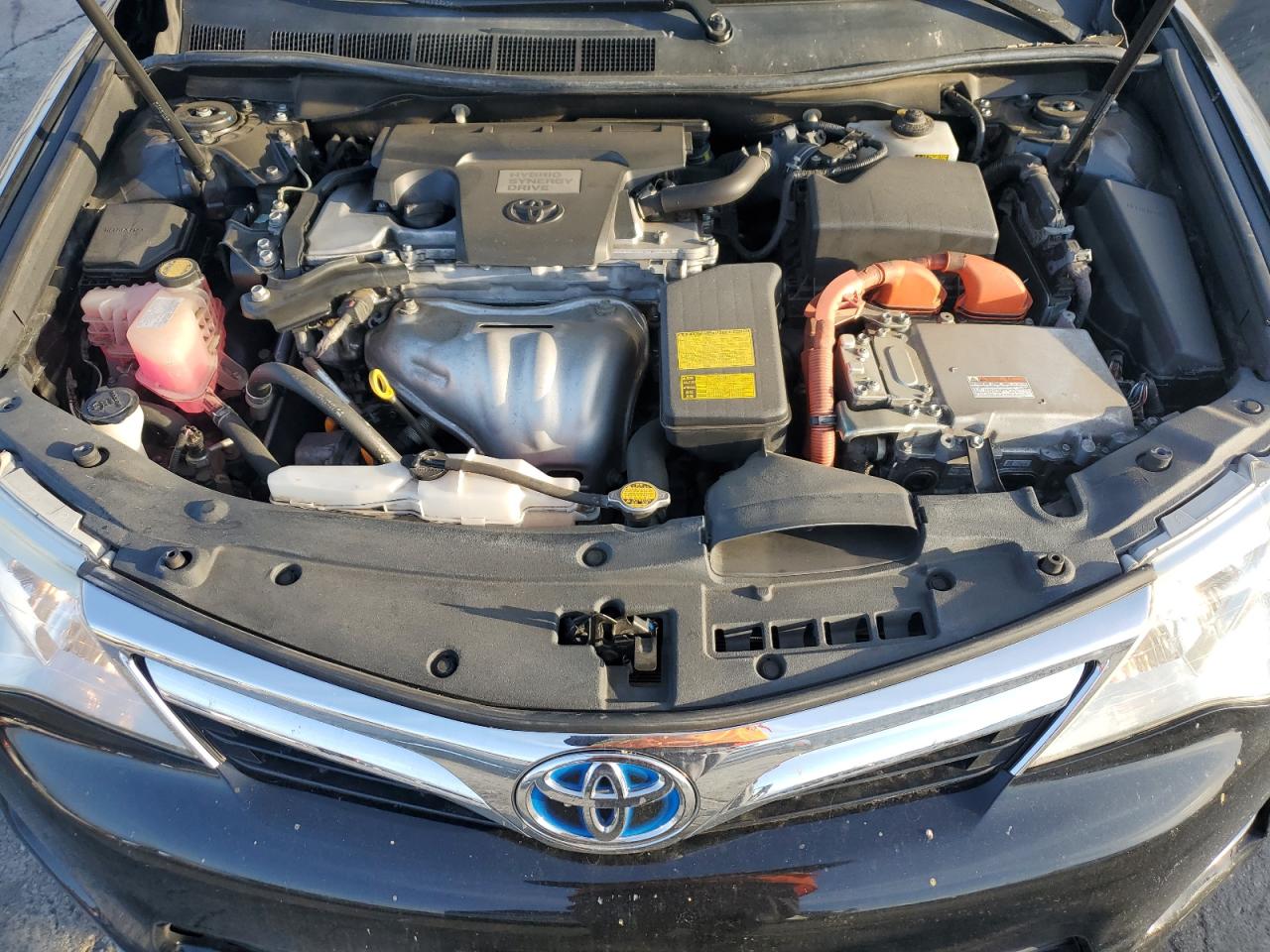 2012 Toyota Camry - Image 11