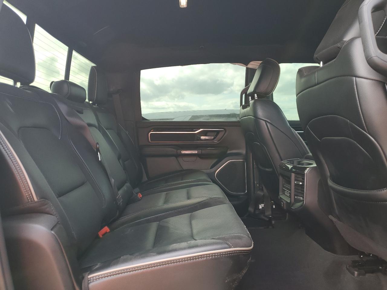 2021 RAM 1500 - Image 10