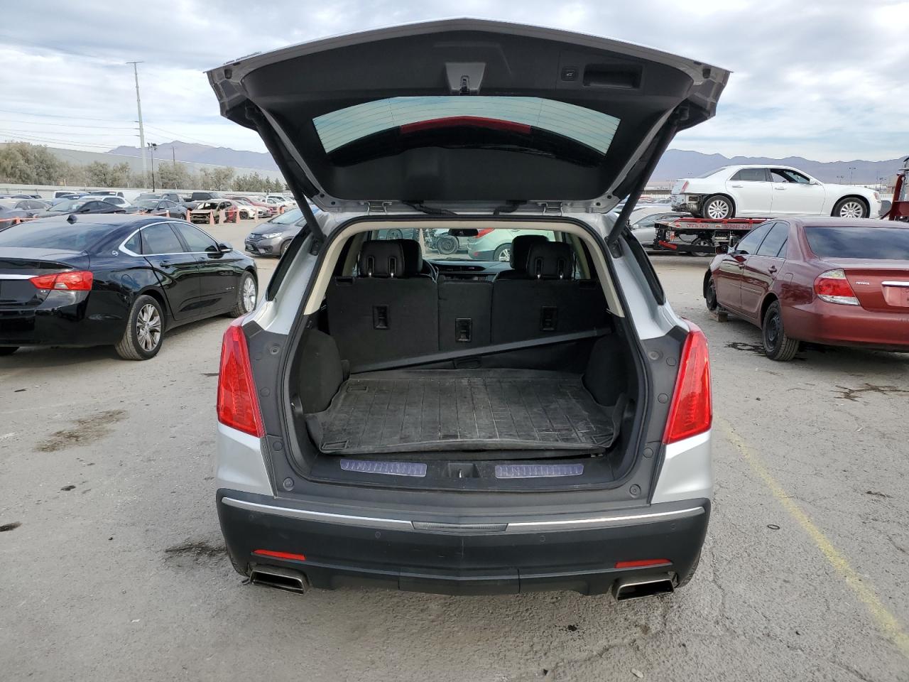 2018 Cadillac XT5 - Image 6