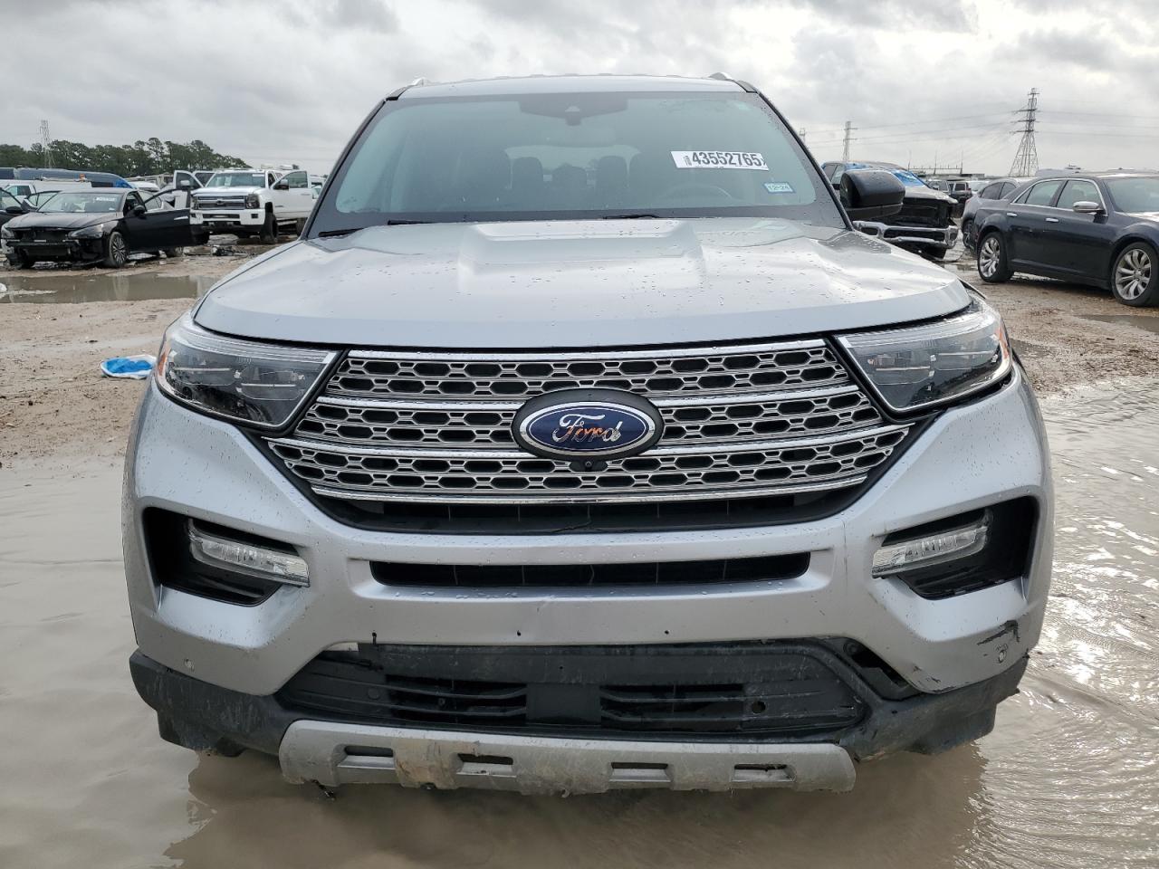 2022 Ford Explorer - Image 5