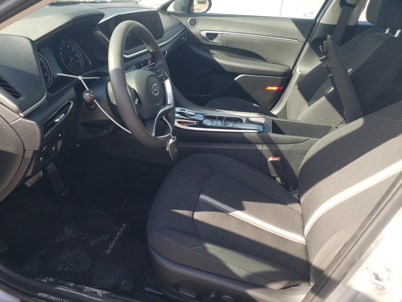 2023 Hyundai Sonata - Image 7