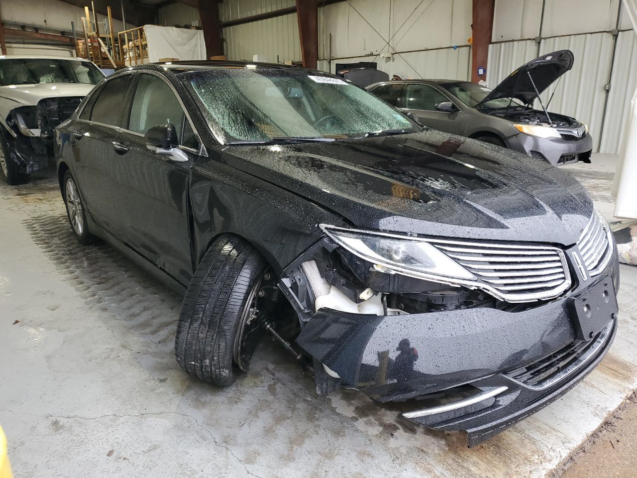 2016 Lincoln MKZ - Image 4
